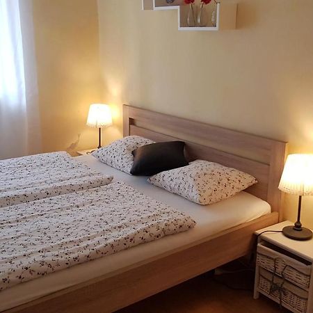 Apartman Lotos Mikulov Exterior foto